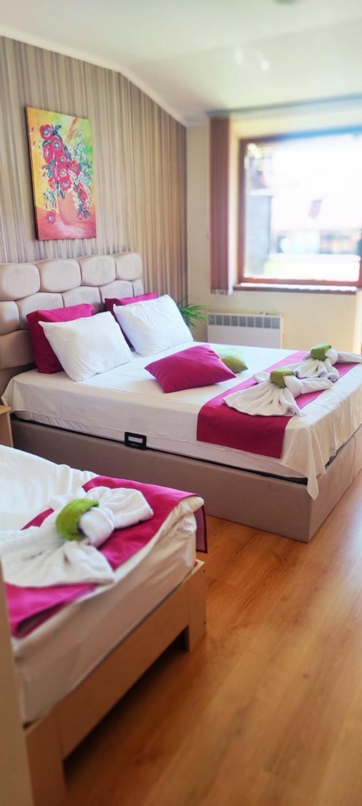 Cedar Lodge 3/4 Apartment Paradise Bansko Esterno foto